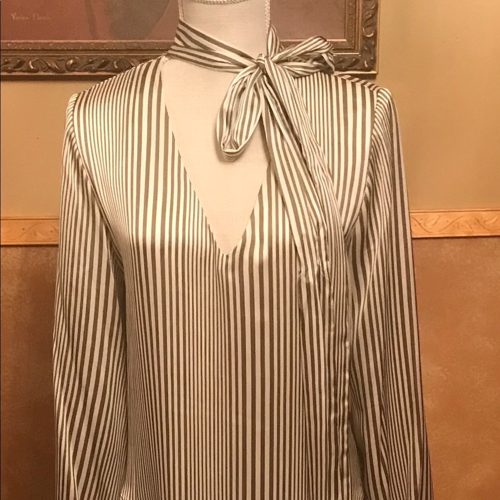 Avec Les Filles White and Black Striped Mini Dress with Neck Tie